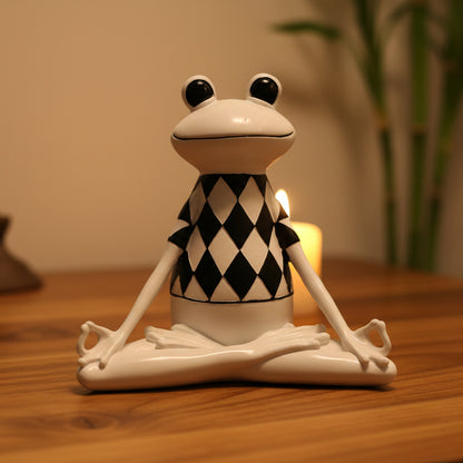 Moderne Yoga Frosch Figur für den Schreibtisch, entspannende Deko aus Kunstharz, 21.5 cm.
