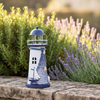 Leuchtturm Gartenfigur mediterran, Frontalansicht der wetterfesten Deko