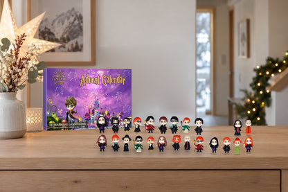 Zauberschule im Flur: Adventskalender mit 24 Magier-Figuren auf der Kommode neben Papierstern und Trockenblumen